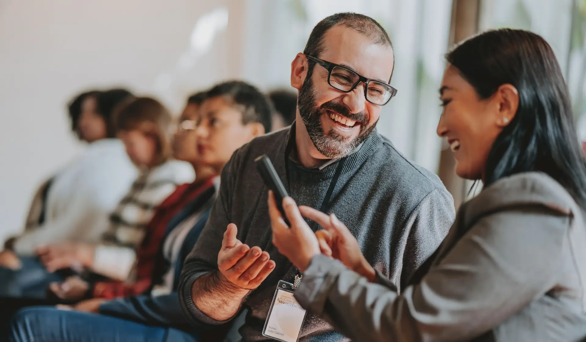 How to Create FOMO for Your Event with an Event Mobile App
