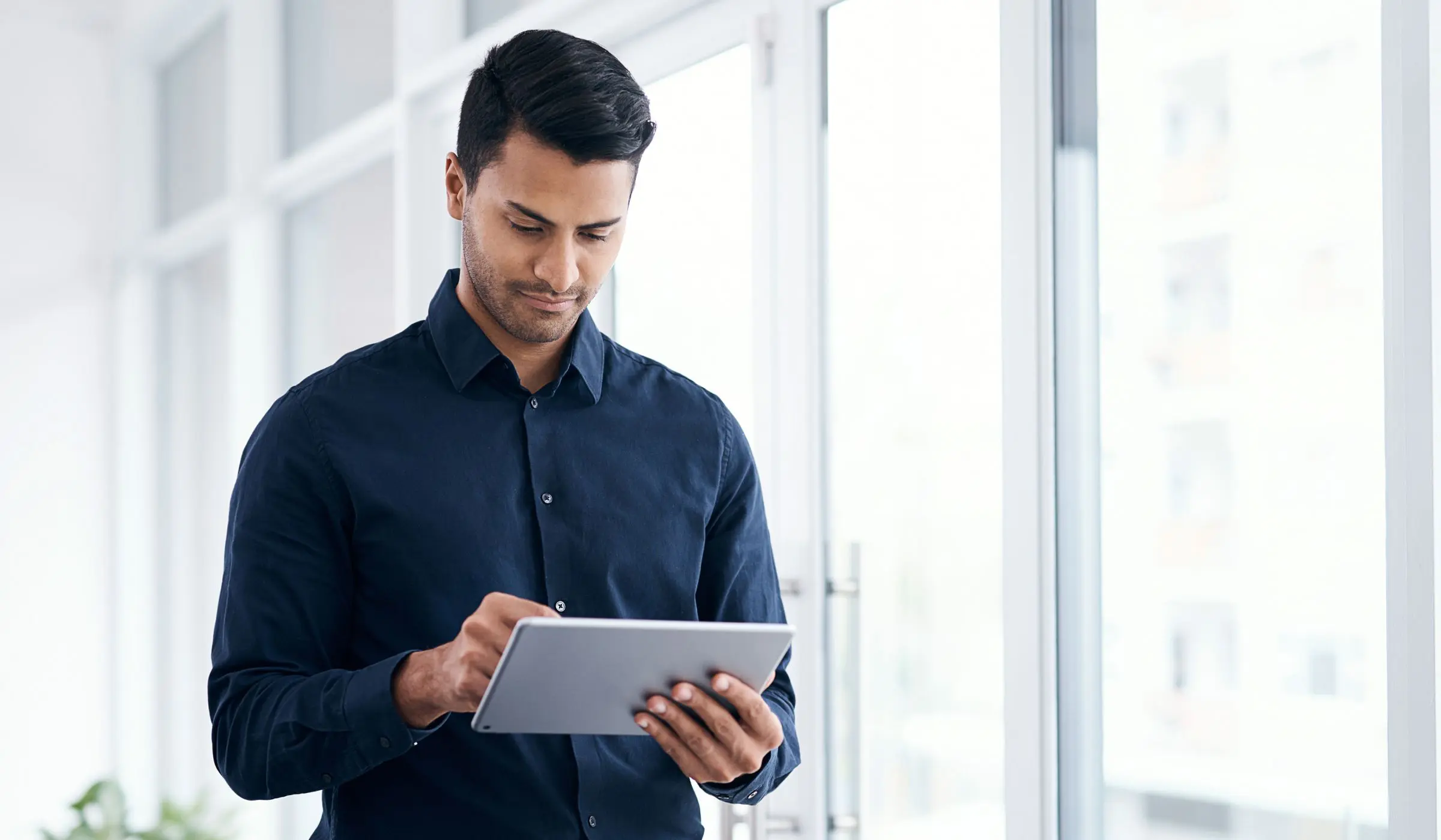 Software Selection Guide for AMS System Built on a CRM Platform vs. Proprietary Platform