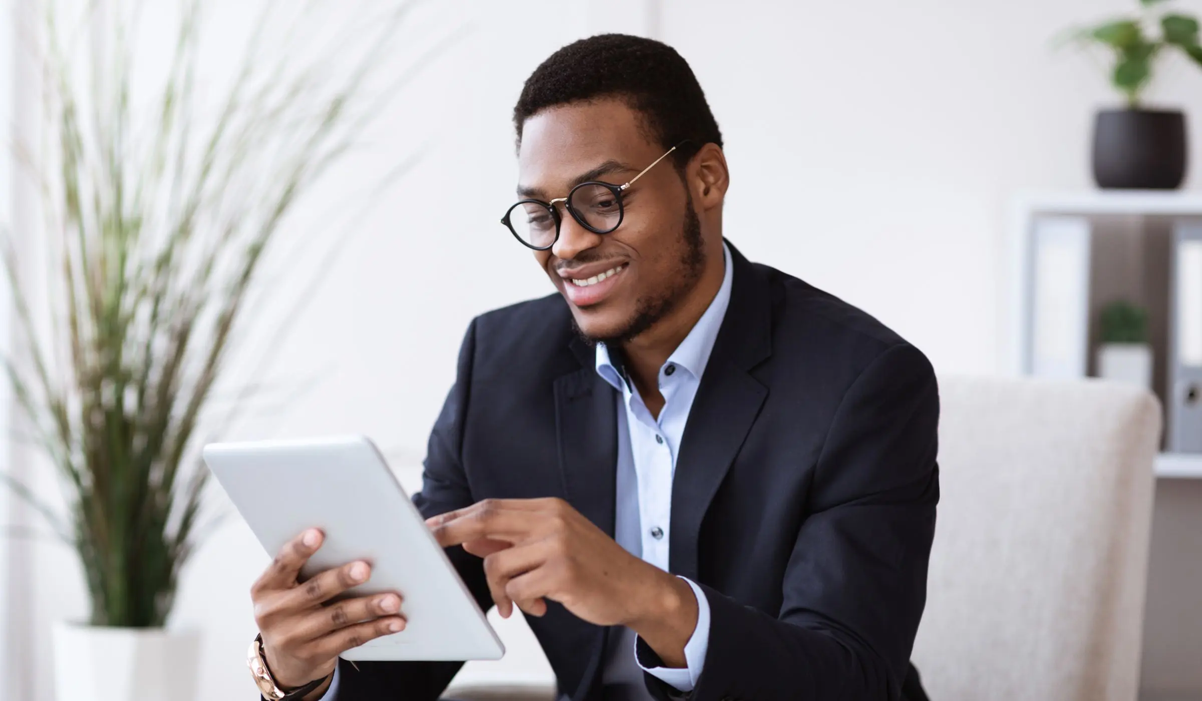 12 Benefits of a Paperless Office for Nonprofits