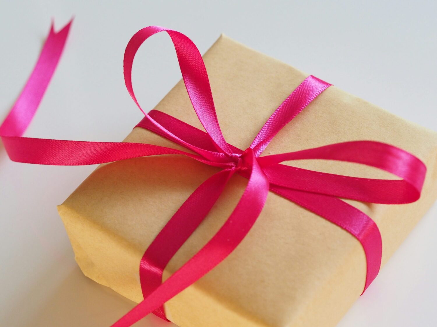 15 Companies with Groundbreaking Matching Gift Programs